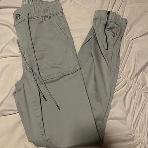 American Eagle joggers